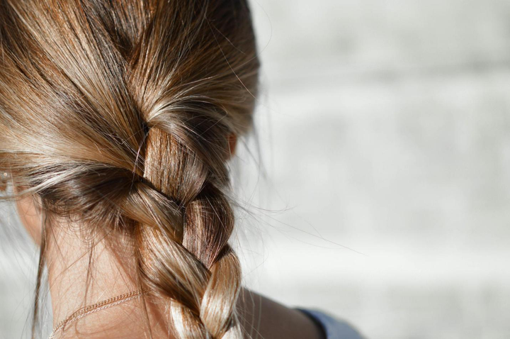 4 Ways To Stay on Top of 2023 Hair Extension Social Media Trends